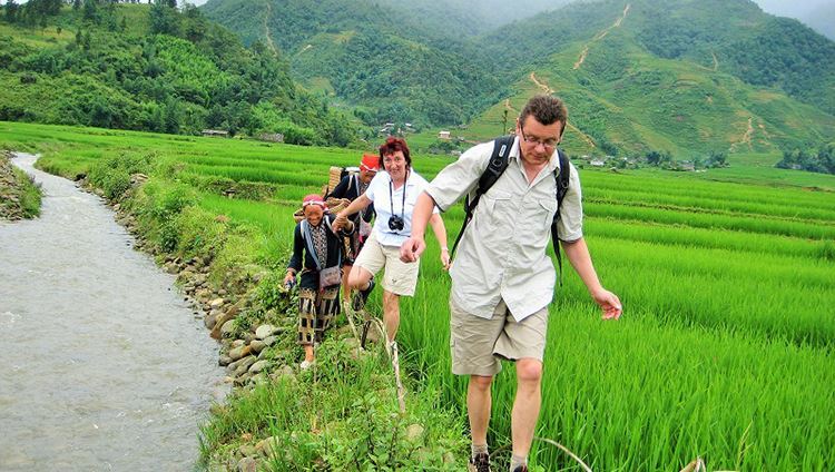 One-Day Sapa Hiking Tour to Y Linh Ho Mong, Lao Chai San & Ta Van